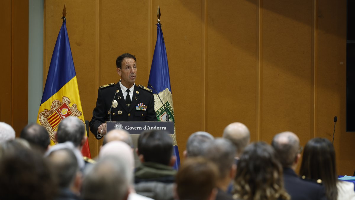 El director de la policia, Bruno Lasne.