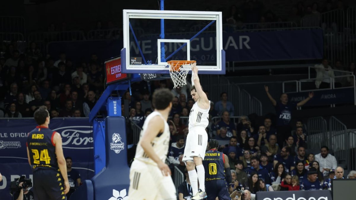 Derrota del MoraBanc davant del Madrid (85-90)