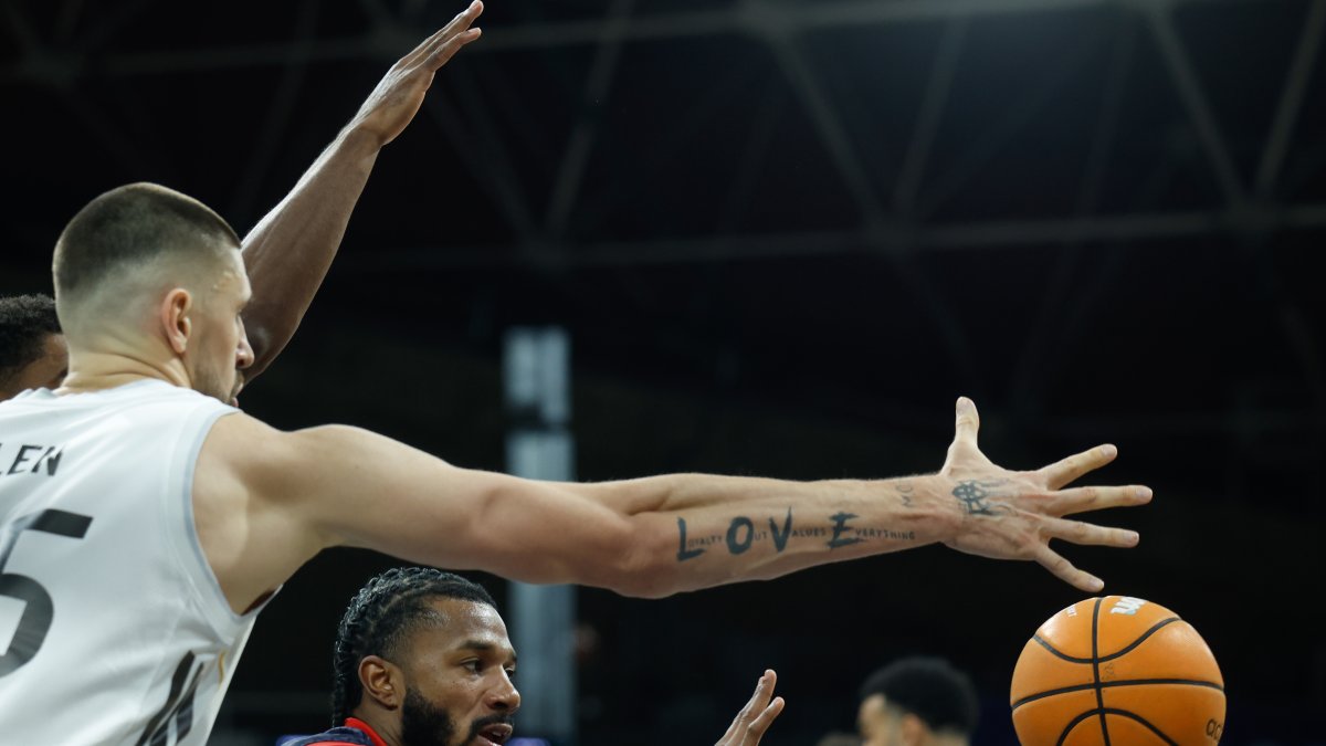 Malgrat els signes de millora, el MoraBanc va sumar la cinquena derrota seguida.