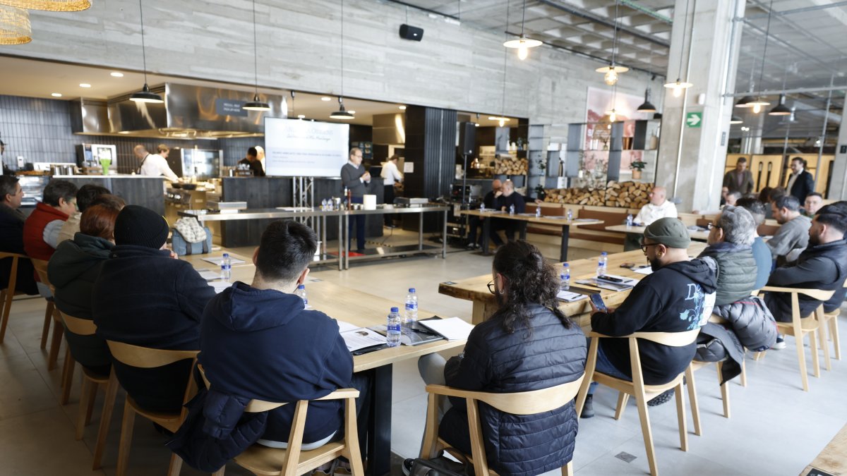 Els cuiners, en una de les masterclass.