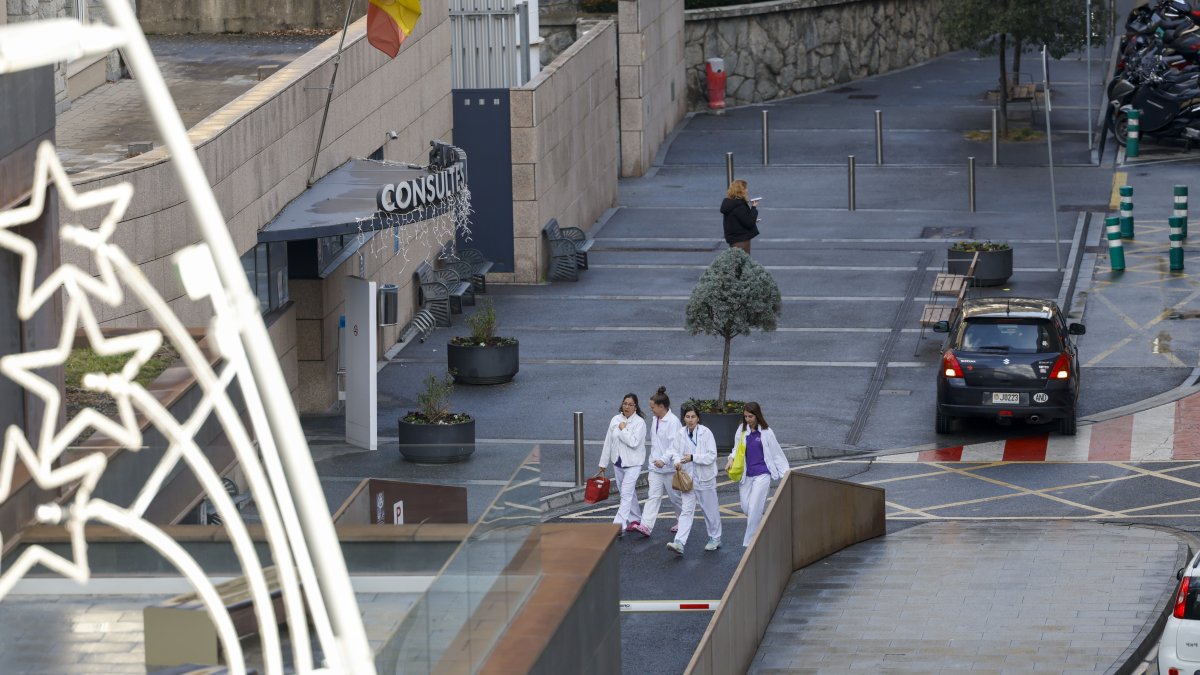 El servei és a l’edifici de consultes externes.