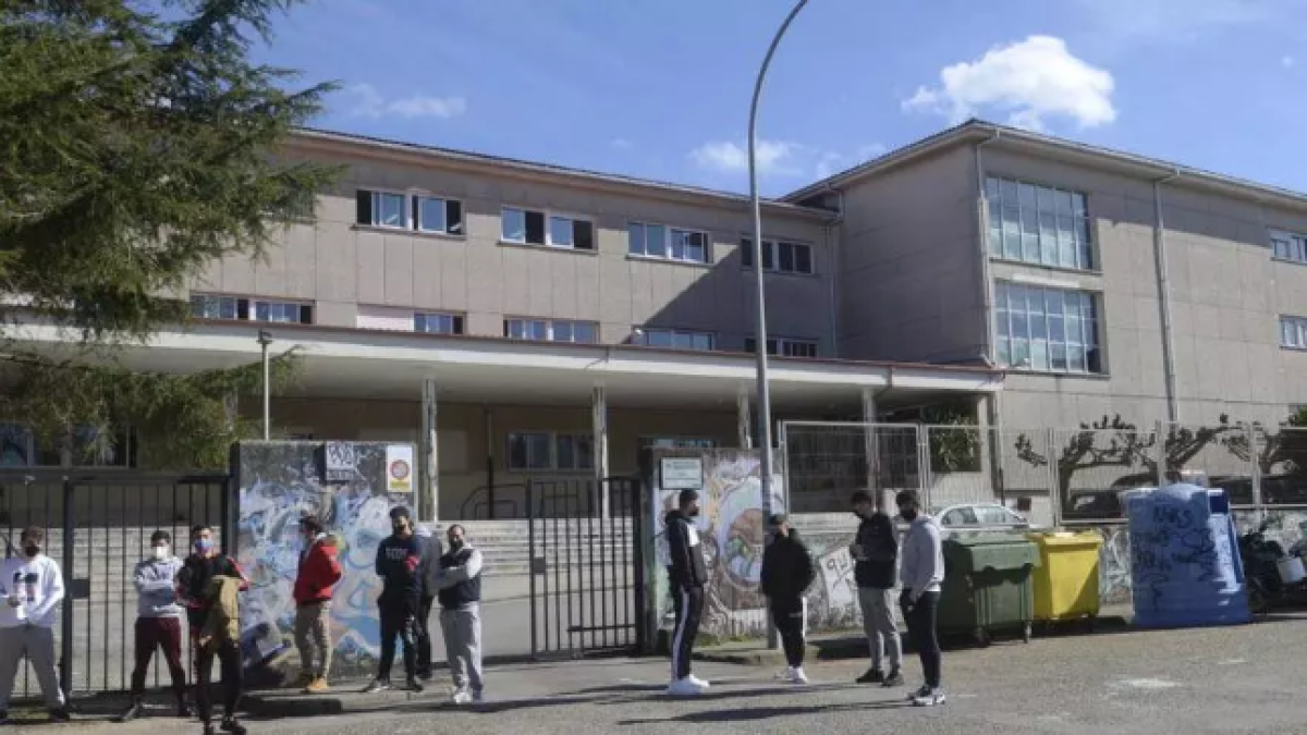 L’insititut dels estudiants afectats pel virus.