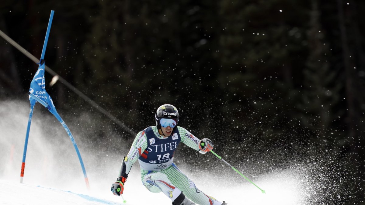 Joan Verdú durant una de les baixes a la Copa del Món a Copper Mountain.