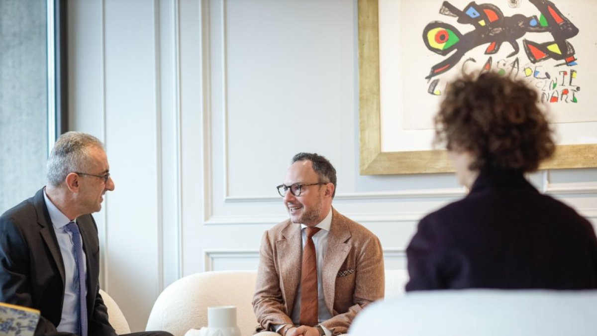 L’ambaixador amb Espot i Tor.