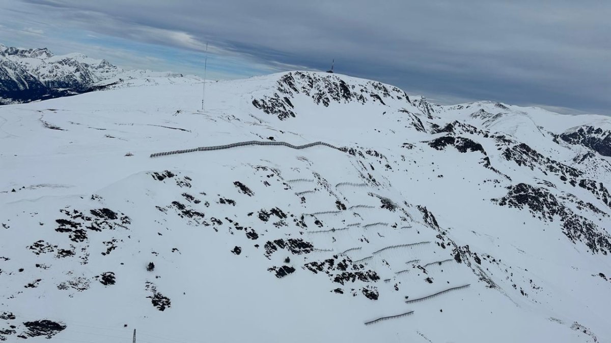 Tirs d'allaus controlats al Pas de la Casa