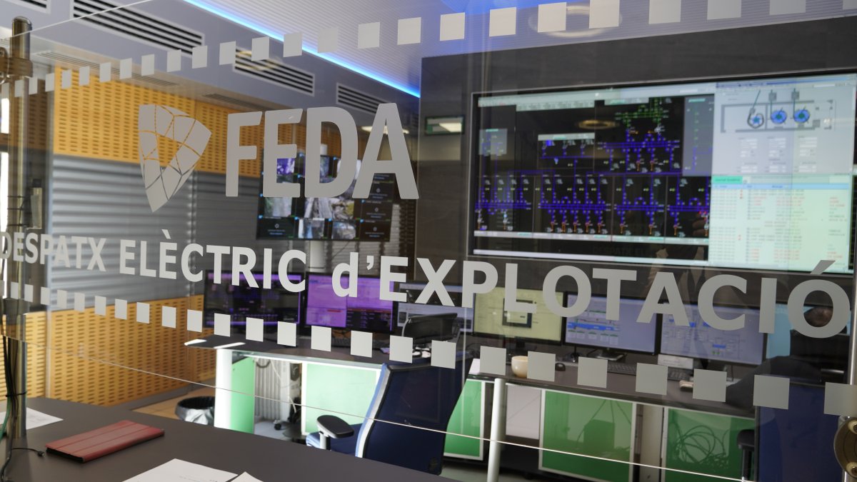 Despatx elèctric d'explotació a FEDA.