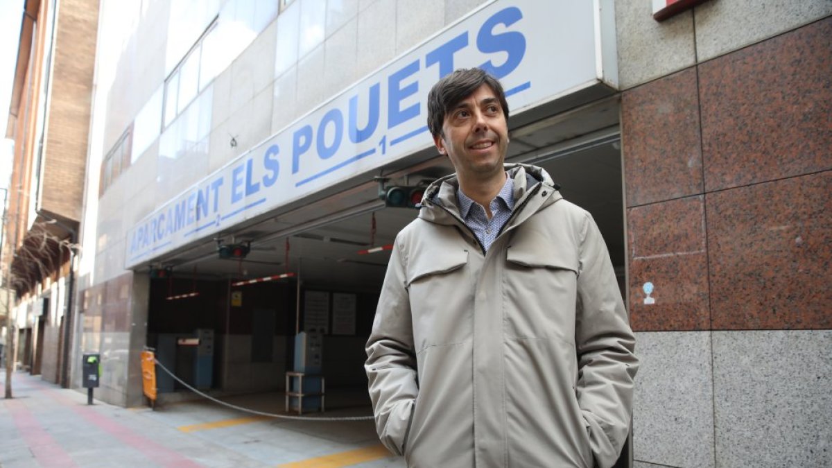 El cònsol, als Pouets.