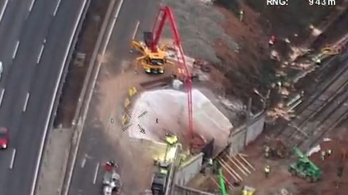 Obres de reparació de l'AP7 a Catalunya per l'accident de tren a Gelida