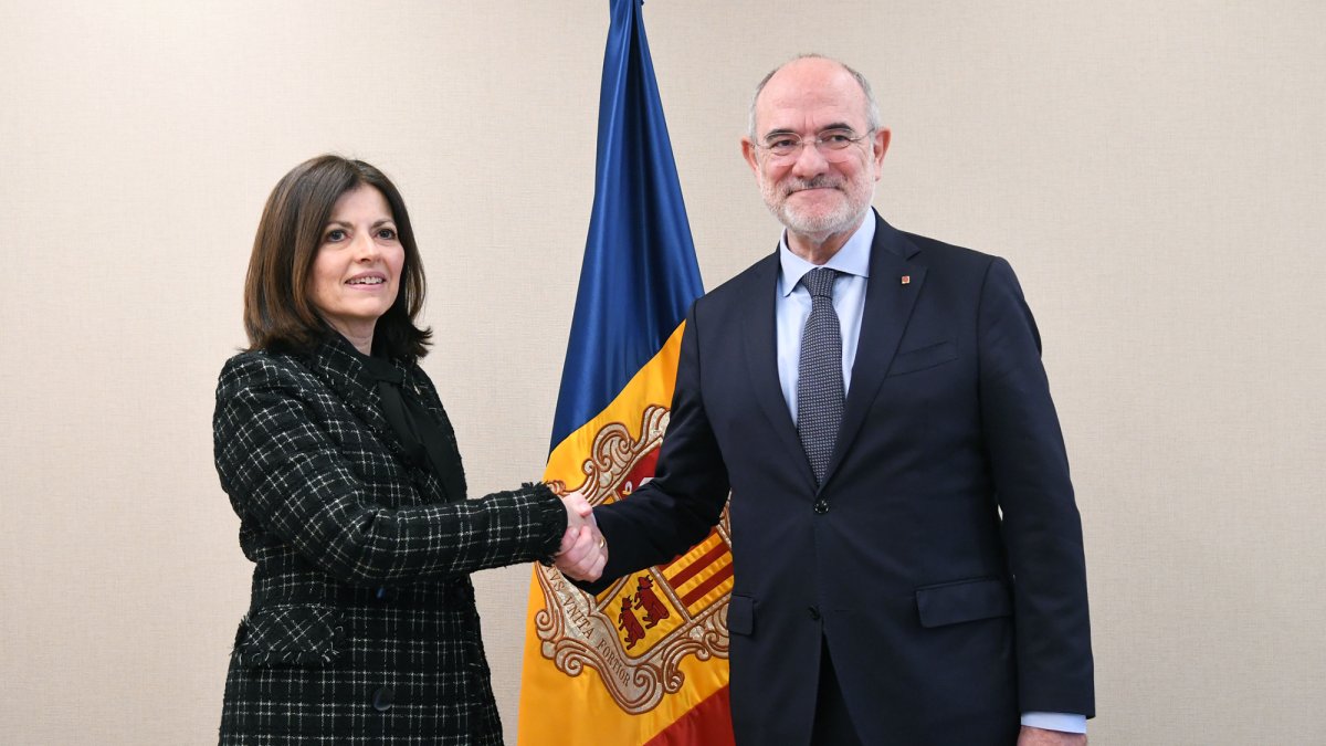 La ministra Tor amb el conseller Jaume Duch.