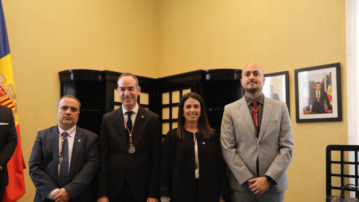 Els cònsols, el 2024, en la signatura del preacord pel Pla de les Pedres.