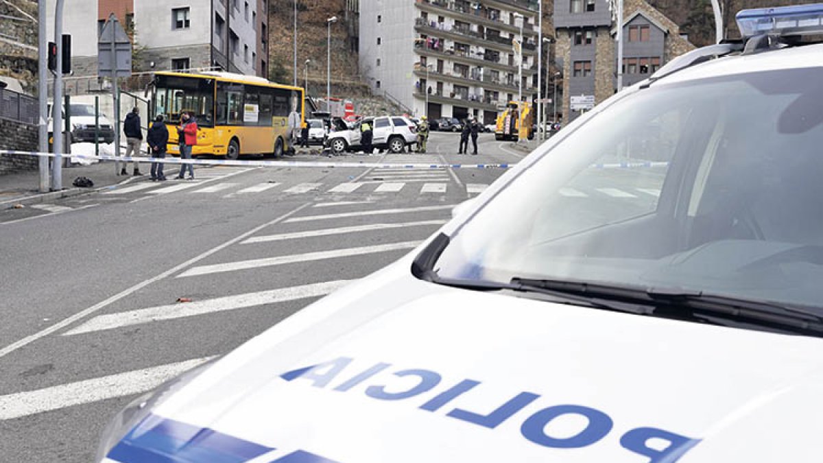 Un cotxe patrulla de la policia.