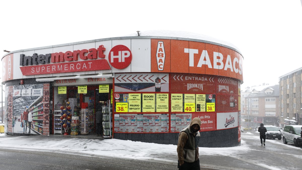 Un supermercat al Pas