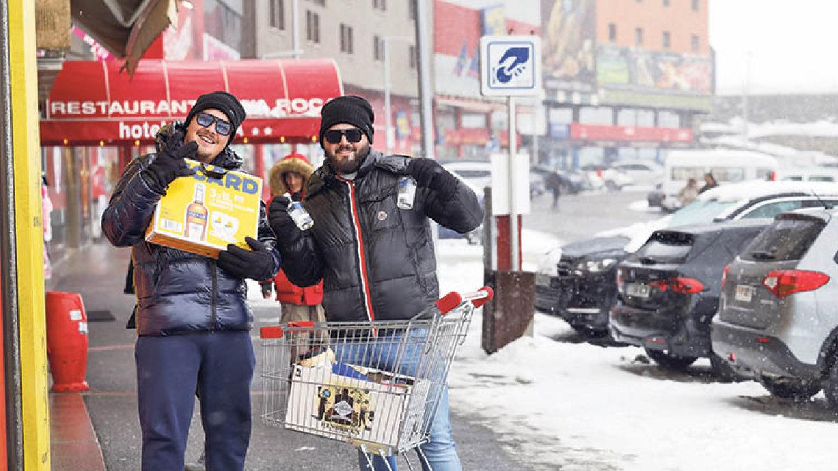 Clients francesos al Pas de la Casa.