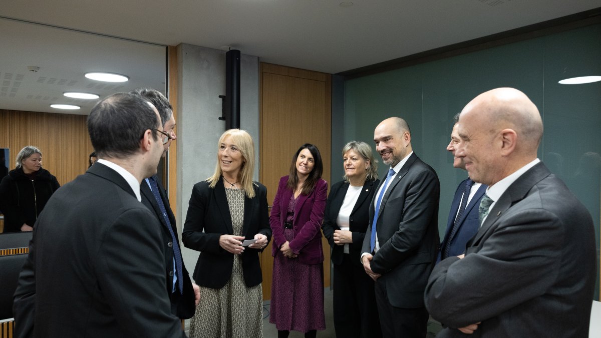 La delegació de San Marino al Consell General amb polítics andorrans.