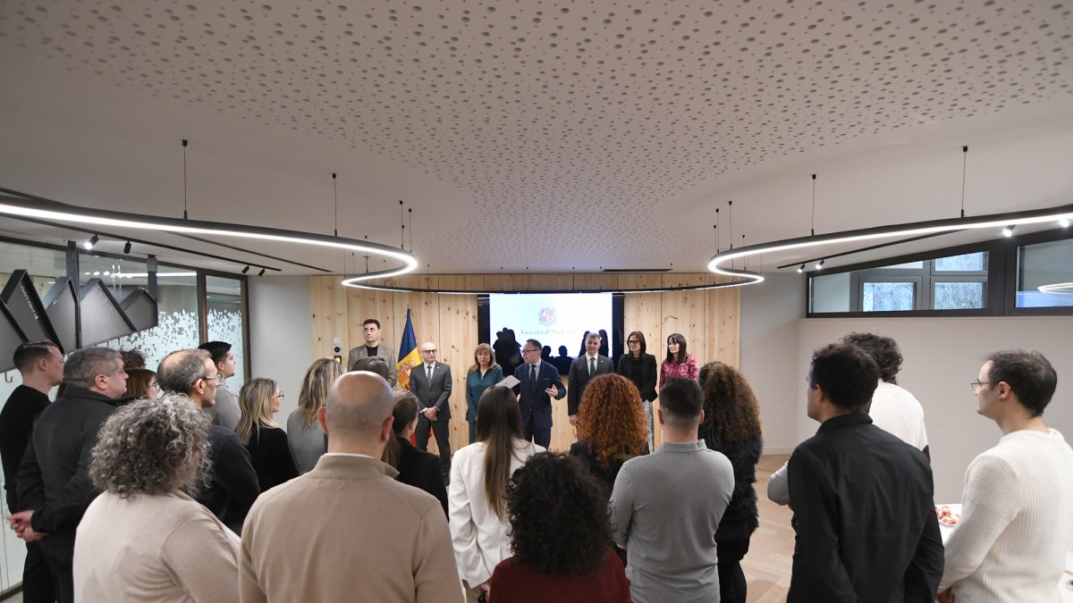 El Govern dóna la benvinguda als nous funcionaris incorporats durant l’últim any