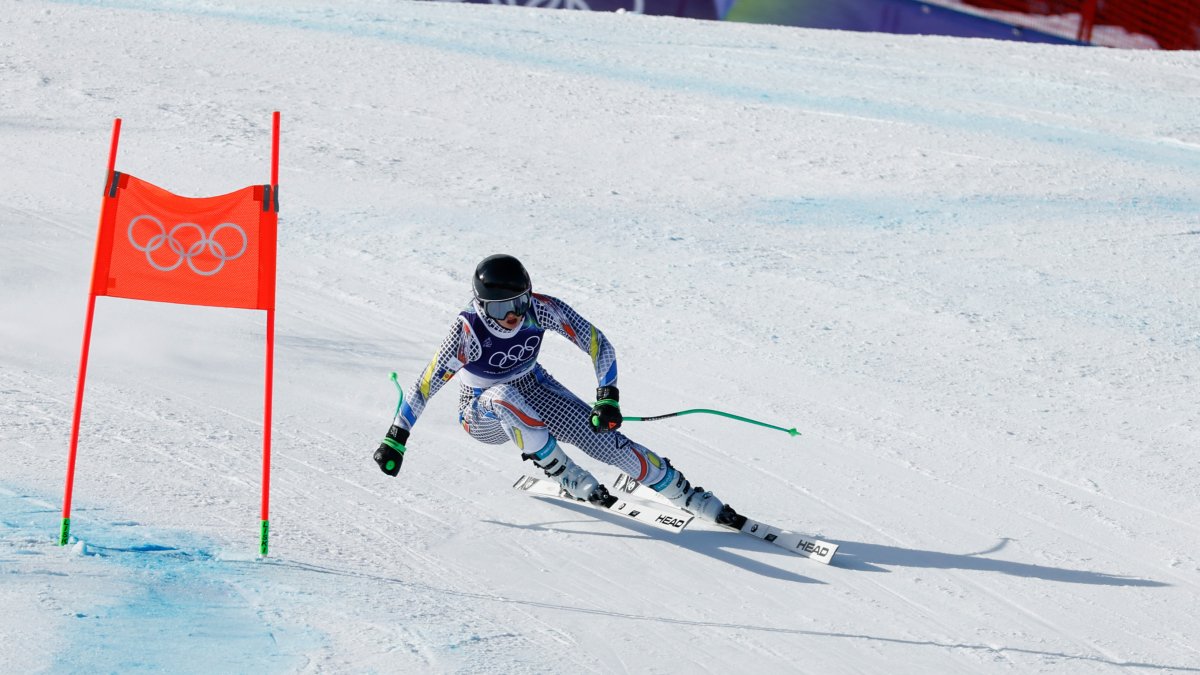 Jordina Caminal Santure of Team Jordina Caminal durant el descens de Cortina