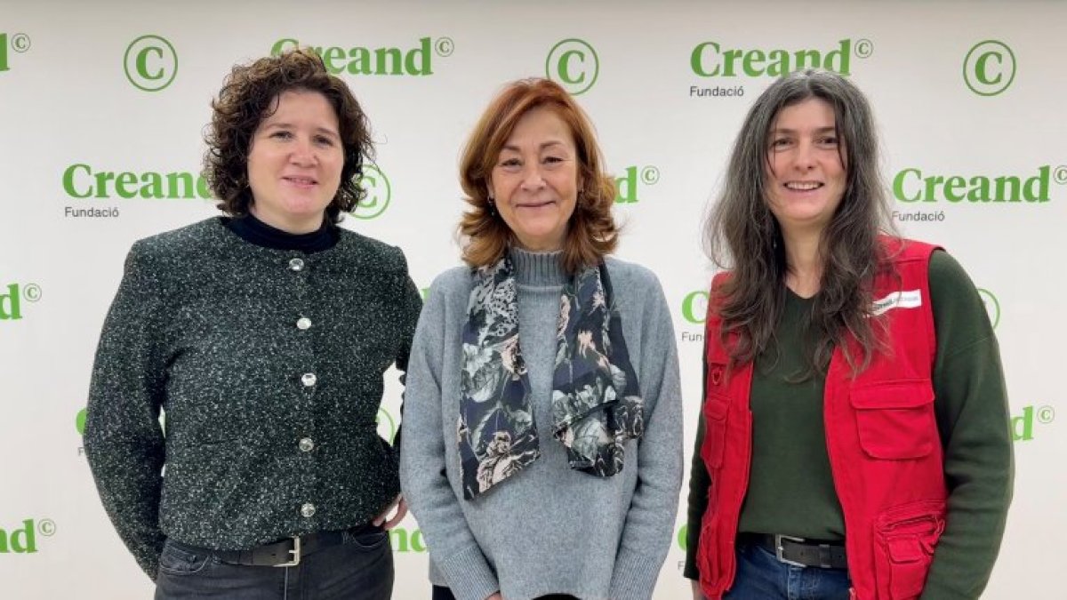 Marta Roma, treballadora social de Càritas Andorrana, Francesca Ros, directora de Creand Fundació i Carine Leclerc , de la Creu Roja Andorrana.