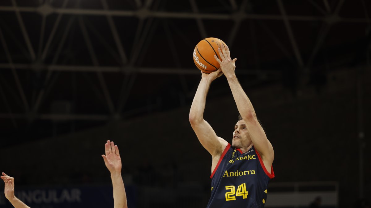 Kuric, al partit contra el Breogán.