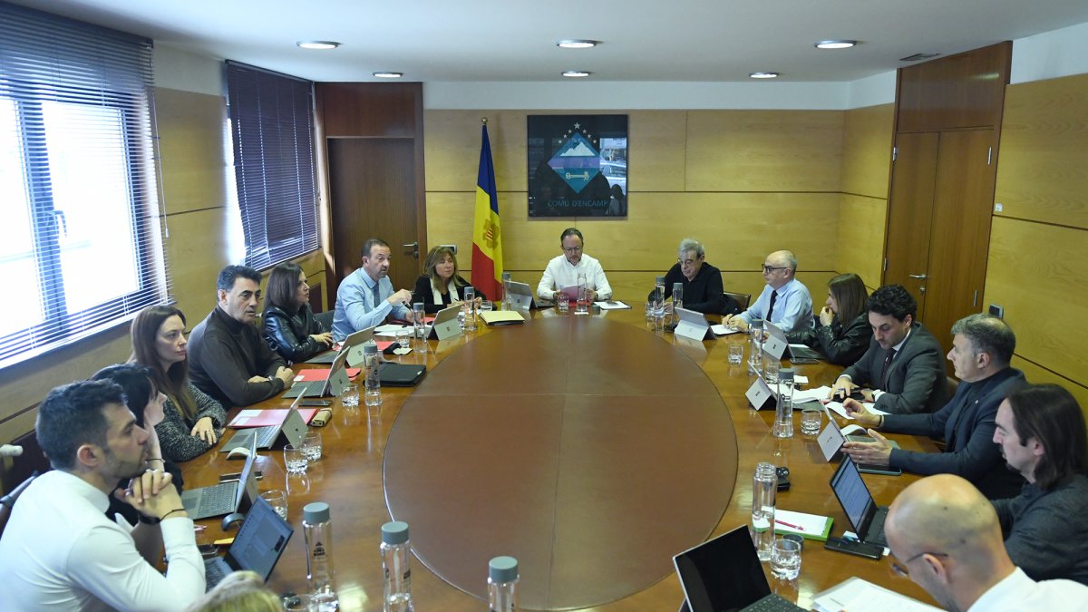 La sessió extraordinària del consell de ministres al Pas de la Casa.