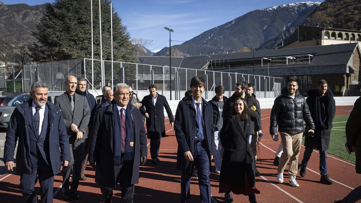 Joan Laporta va visitar el país al novembre.