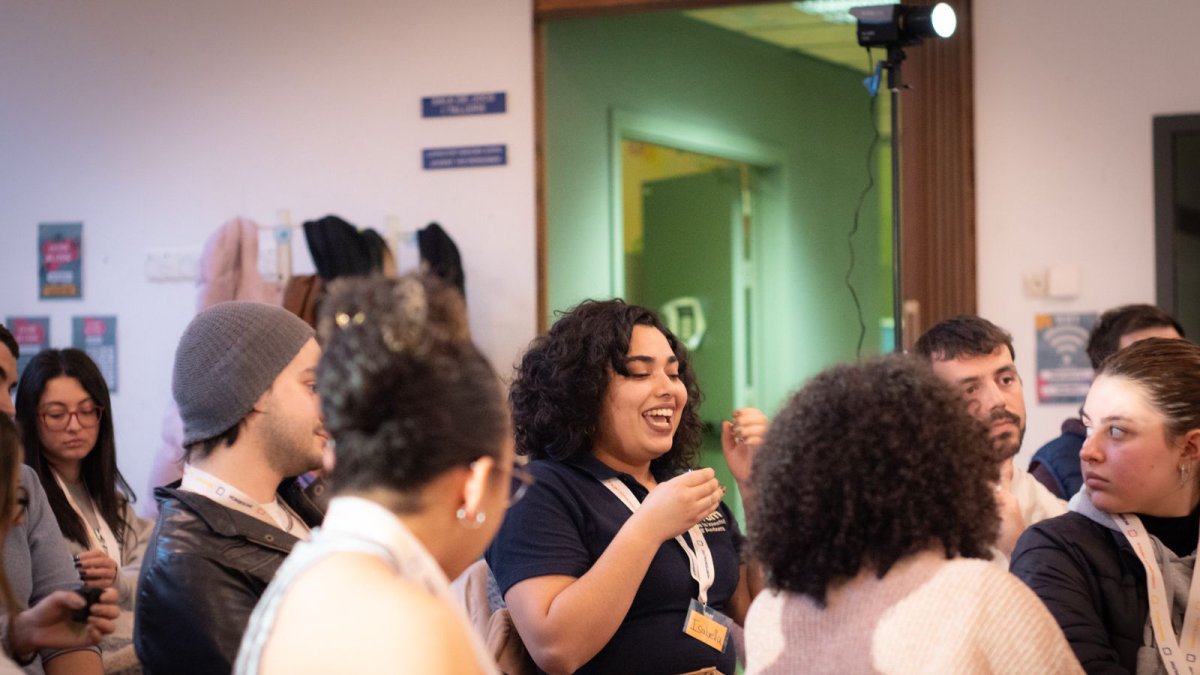 Membres del Fòrum de la Joventut durant l'assemblea que va organitzar l'entitat..