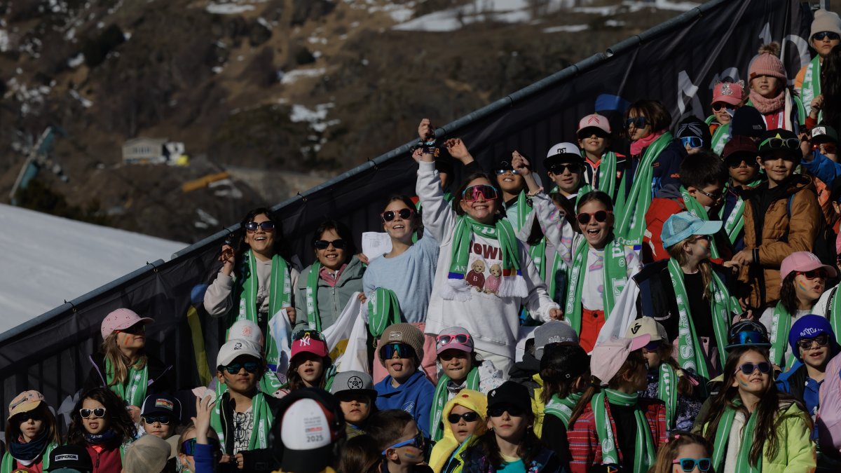 Ambient a la graderia de la pista Àliga durant la Copa del Món