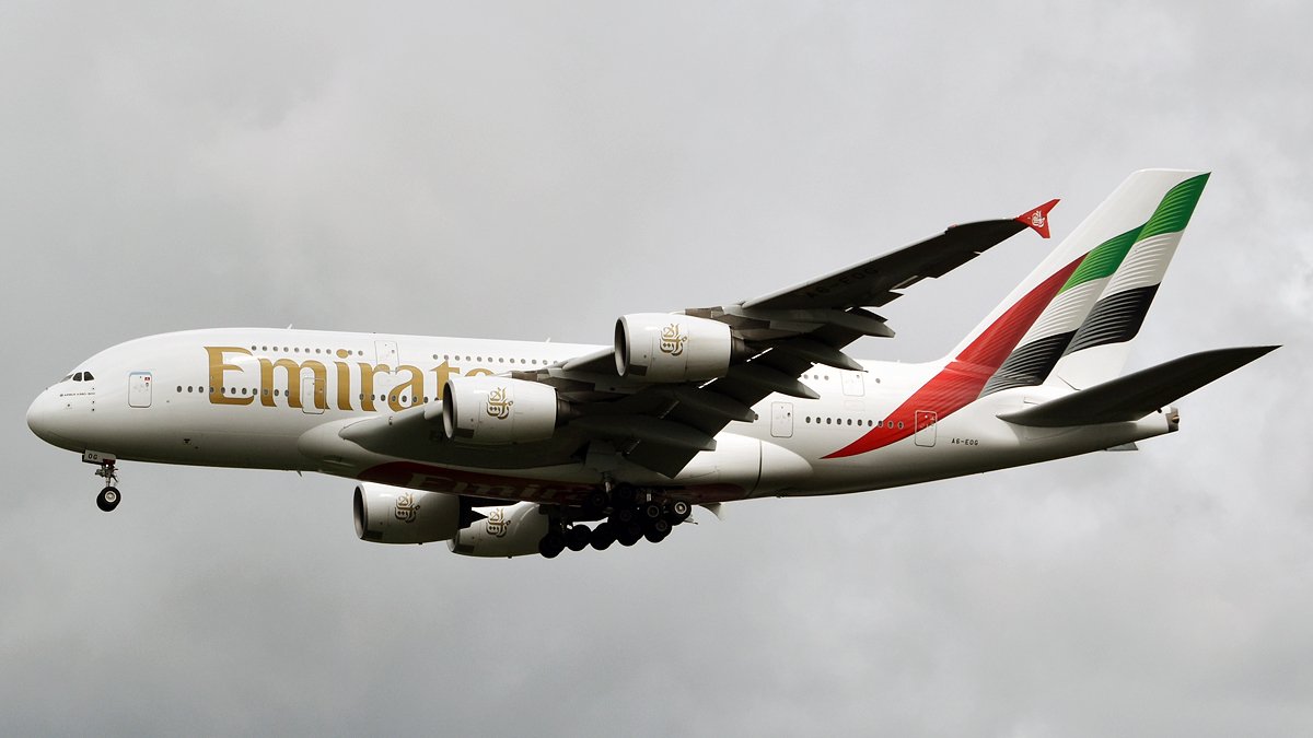 Un avió de l'aerolínia Emirates.