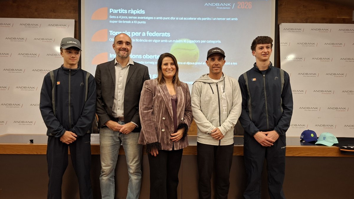 La presentació del conveni entre la Federació Andorrana de Tennis i Andbank.
