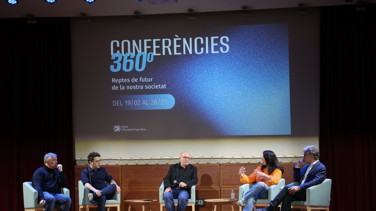 Conferència sobre periodisme esportiu.