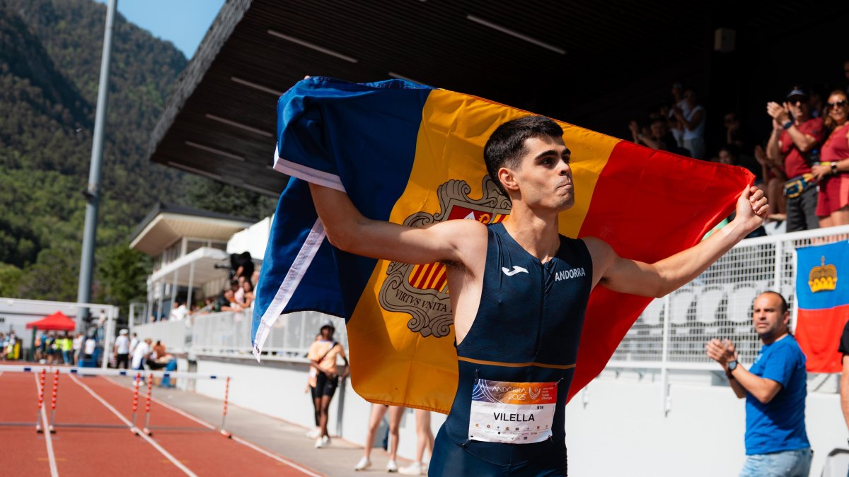 L'atleta Eloi Vilella en una competició representant Andorra.