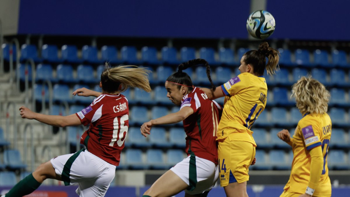 Duel anterior de la selecció femenina.