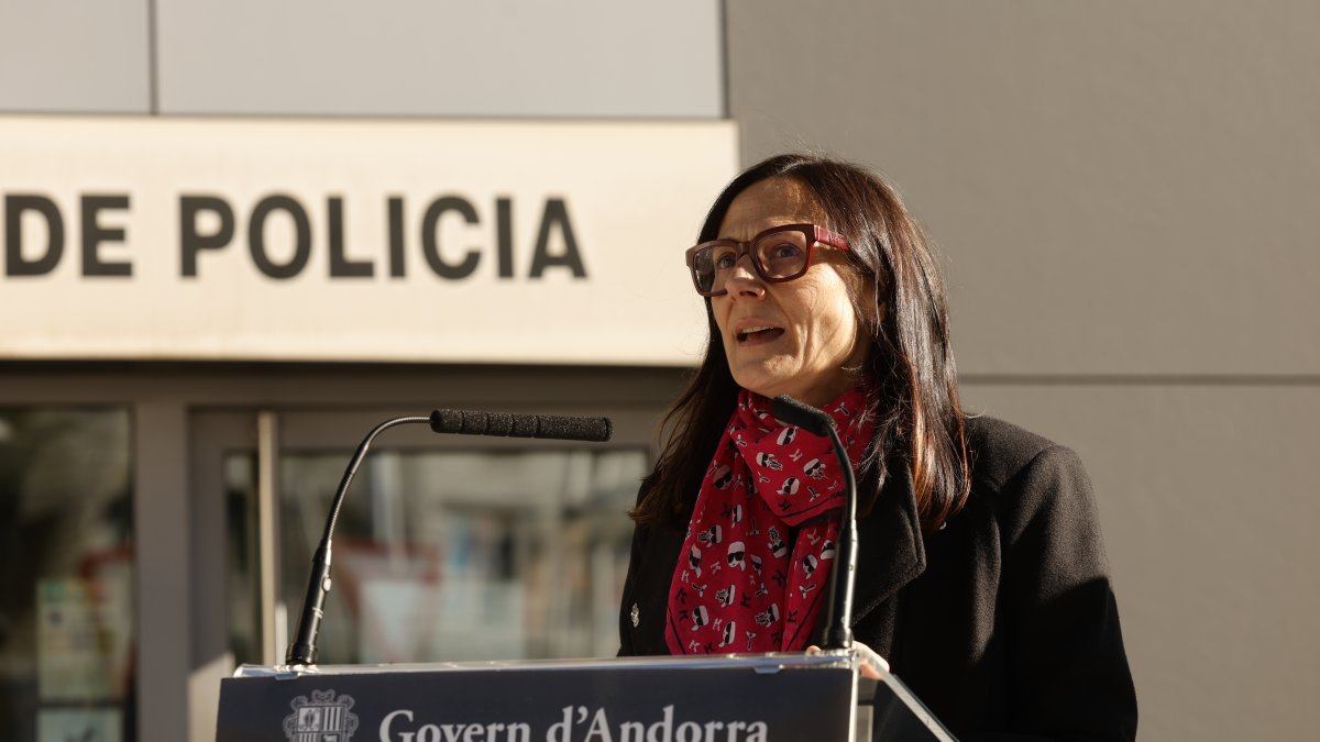 Ester Molné, ministra de Justícia i Interior.