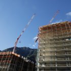 Un edifici en construcció a la vall central.