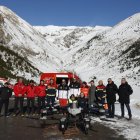 Els participants al simulacre de rescat al Roc del Quer.