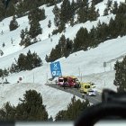 Els serveis d'emergència al tram on ha tingut lloc el sinistre.