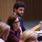 La consellera de Concòrdia Núria Segués i el president del grup, Cerni Escalé, durant una sessió del Consell General.