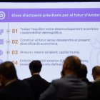 Assistents a la presentació de l’informe.
