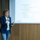 La presidenta de l'AREB, Sílvia Cunill, en la compareixença avui al Consell General