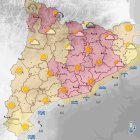 El mapa d'avisos grocs i vermells pel fort vent demà.