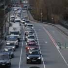 Vehicles aturats a l'avinguda Tarragona pel tall de trànsit