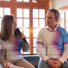 La consellera del comú de la Massana, Elisabet Rossell, i el secretari d'Estat de Joventut i Esports, Alain Cabanes, durant la presentació de l'esdeveniment.