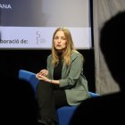 La responsable de recursos humans del centre d'oci Unnic, Marina Llompart, durant la xerrada 'El català al món dels negocis'.