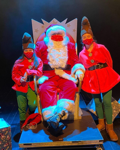 El Pare Noel amb el seus ajudants a Escaldes-Engordany