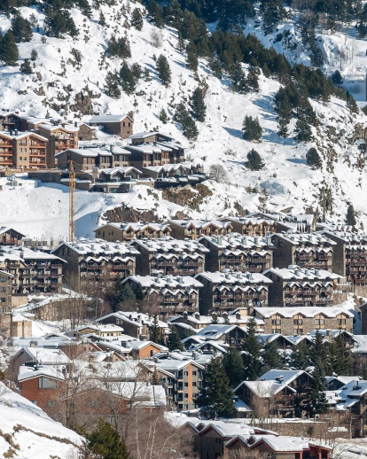 Teulades nevades a Canillo