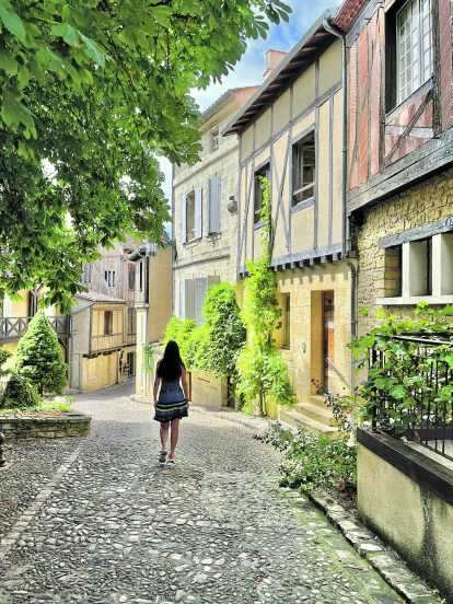 En aquesta petita localitat francesa en Fred se sent “en un conte”, i és que no és per a menys. Trets d'un conte dels germans Grimm, aquests carrers de pedra transporten qualsevol al conte de 'Hansel i Gretel'.