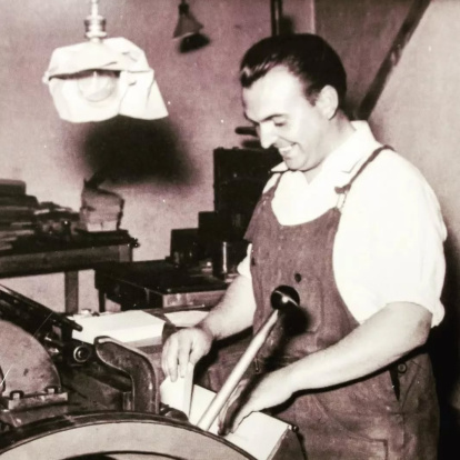 Pere Font Moles a la impremta Principat.