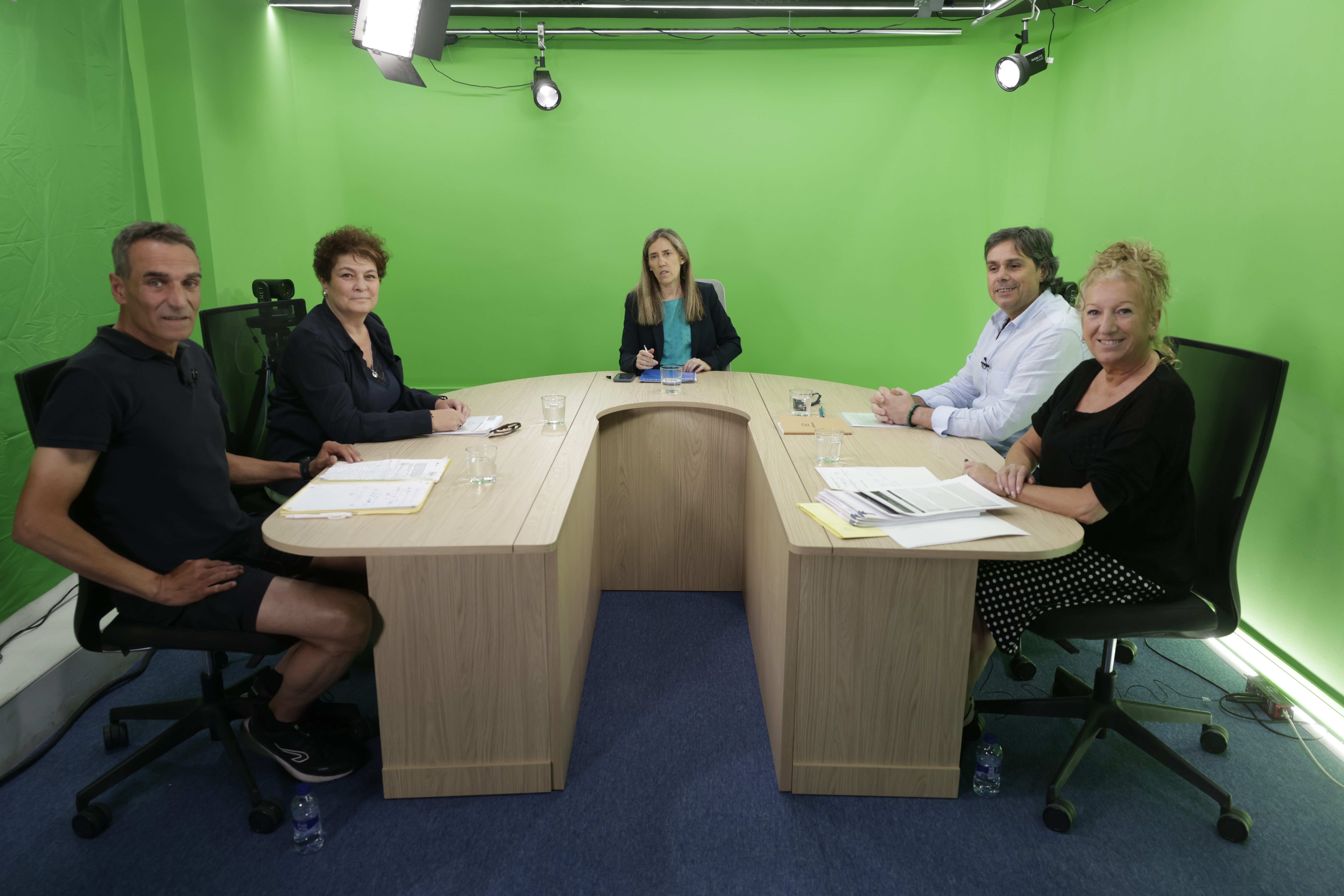 The wage earners' candidates for the CASS on the set of Diari TV, yesterday.