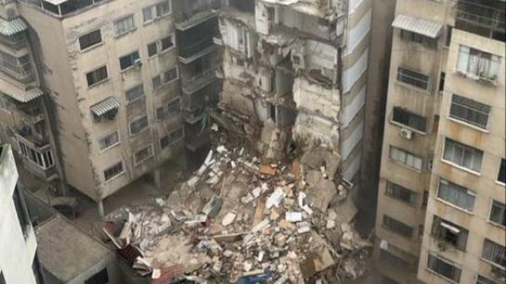 A building destroyed by earthquakes.