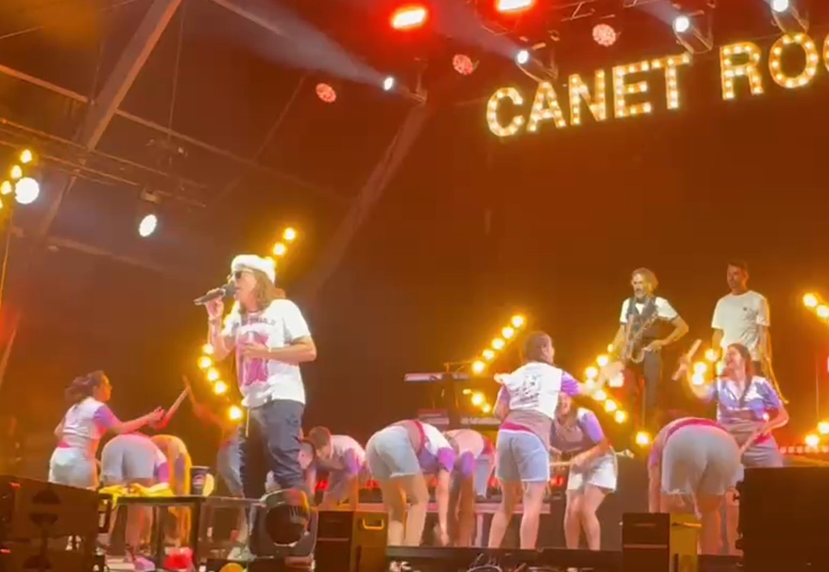 Esbart's performance at the Buhós concert during Canet Rock, held from July 4 to 5.