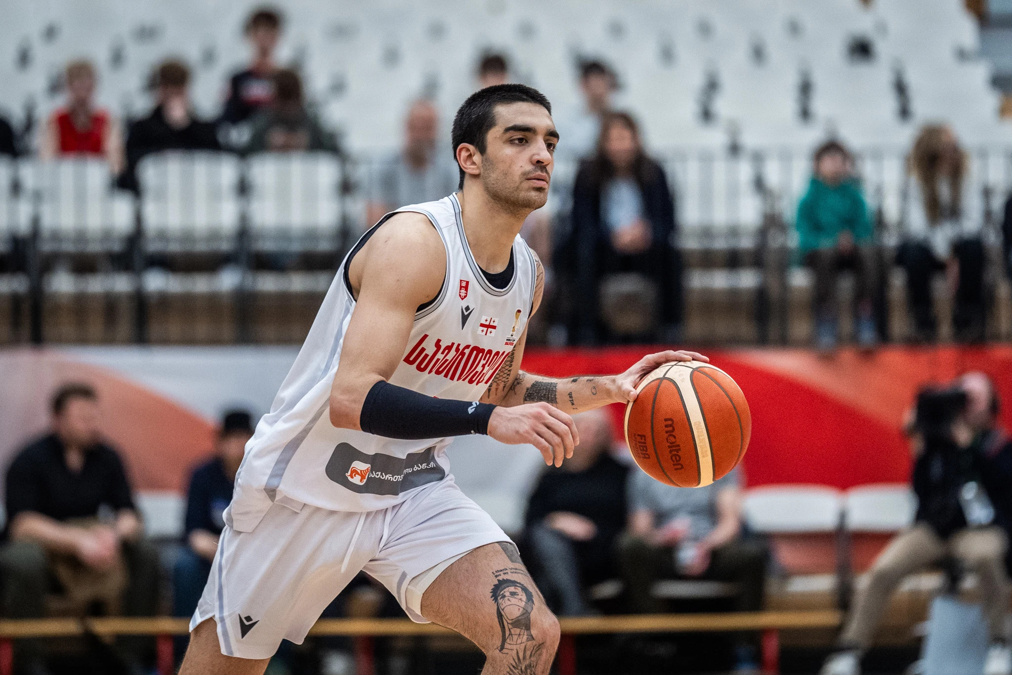 Rati Andronikashvili, in a match with the Georgian national team.
